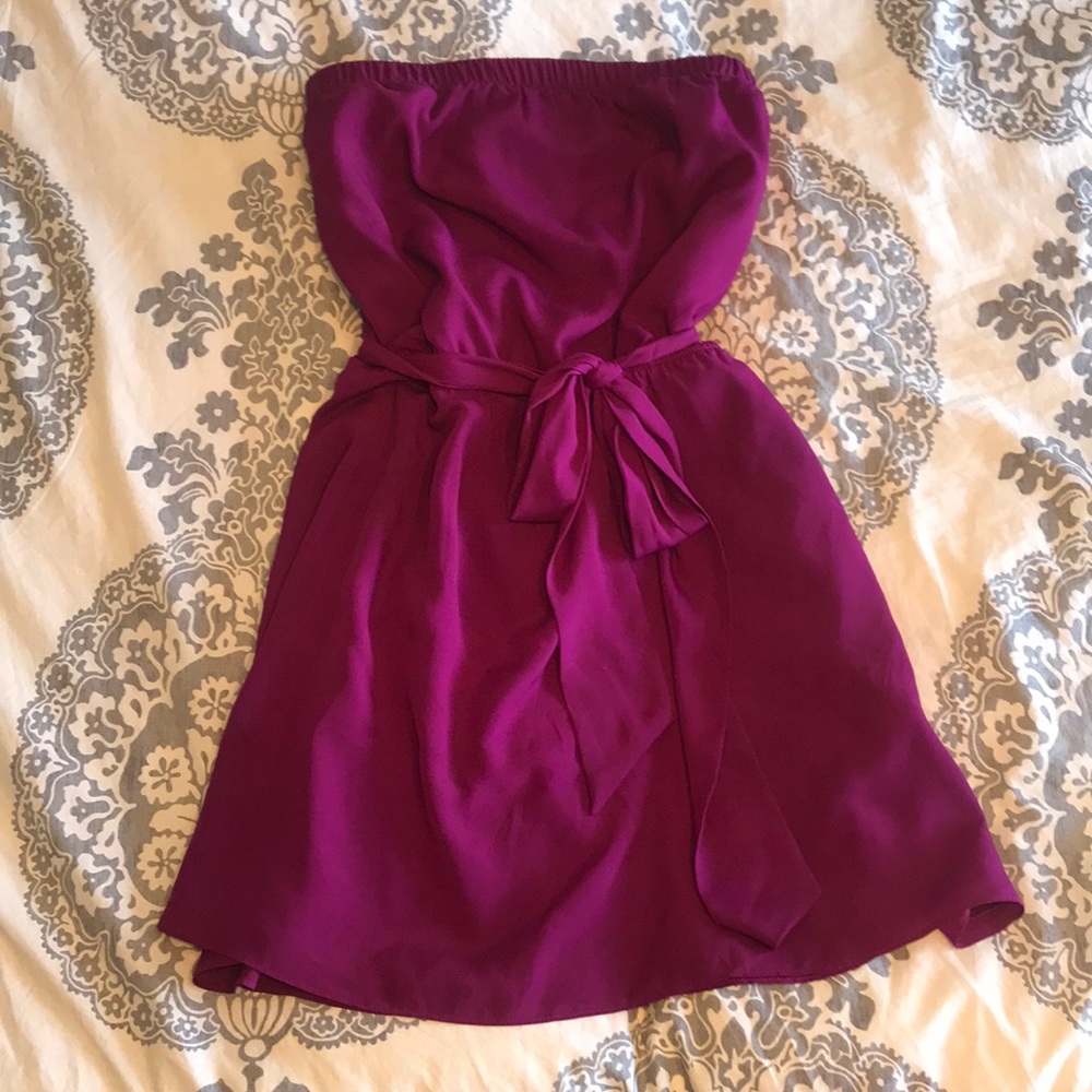 Strapless Express dress